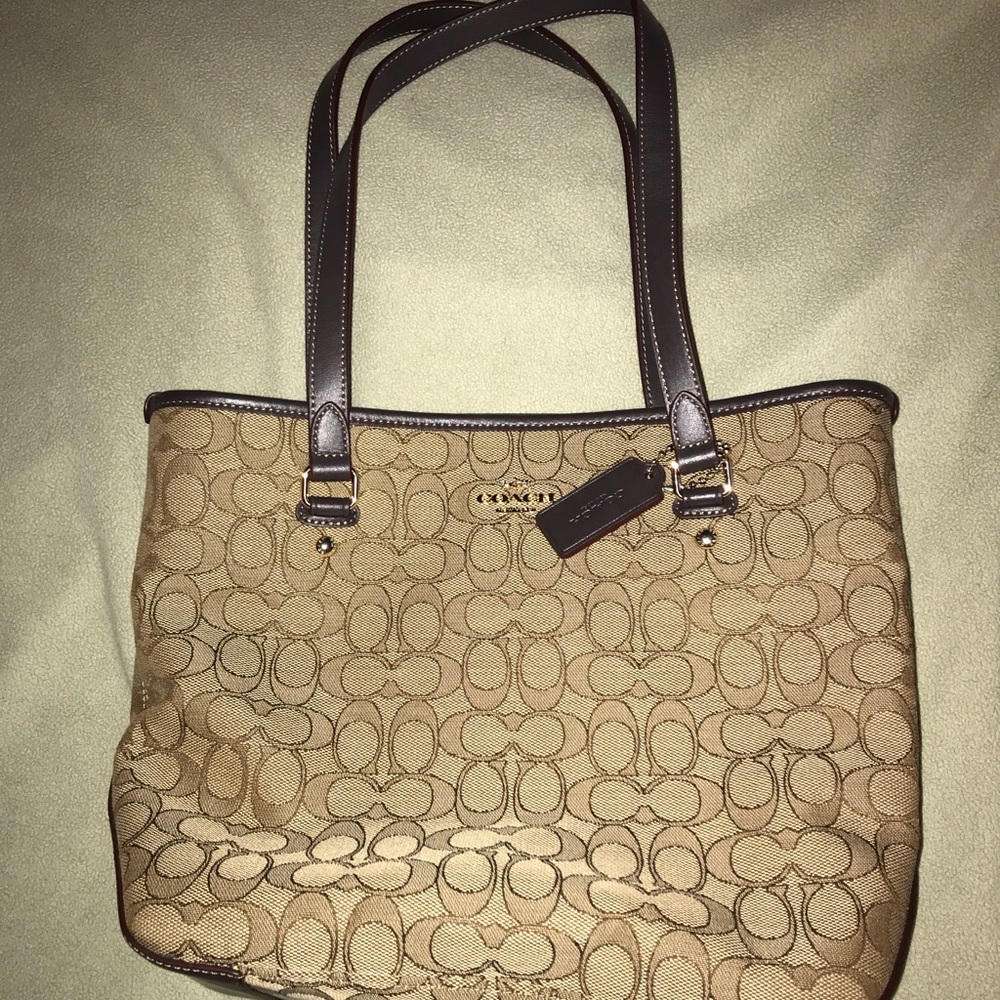 Coach purse